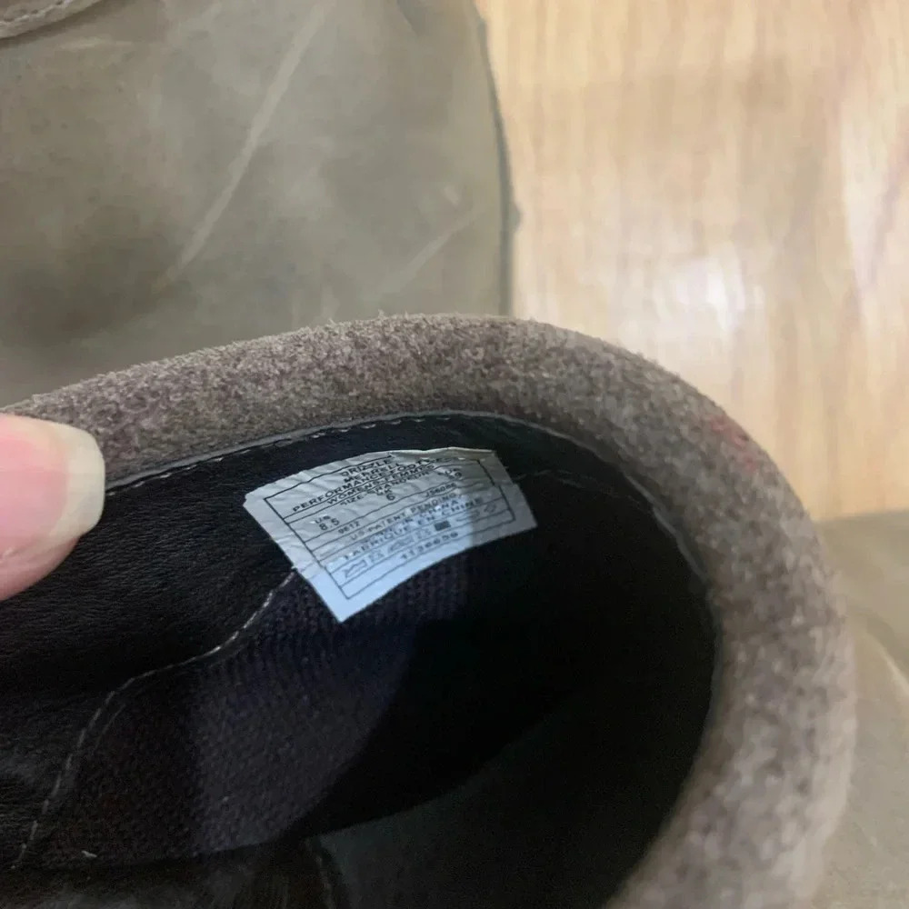 Merrell suede slip on clogs - Picture 7 of 9
